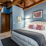 Vivaldi R&r Apartament