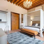Ecco Suites San Leonardo