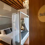 Апартаменты Ecco Suites San Leonardo Венеция