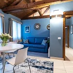 Ecco Suites San Leonardo Апартаменты *