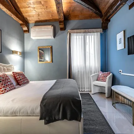 Ecco San Leonardo * البندقية