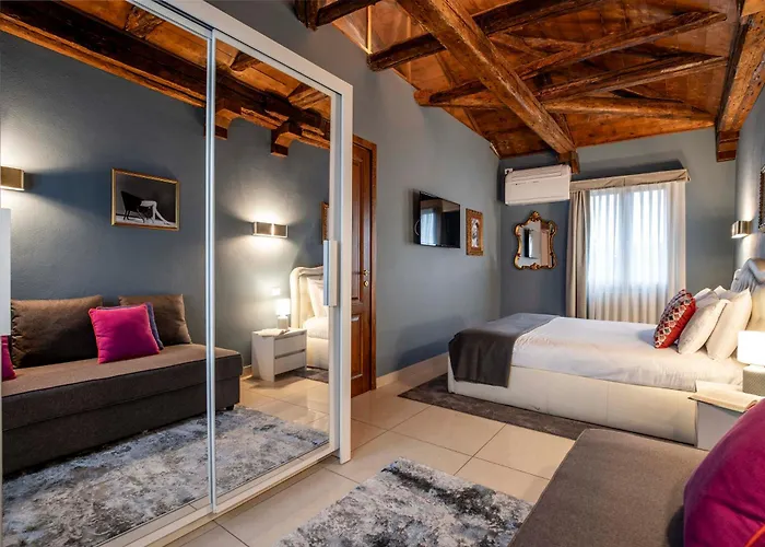 Vivaldi R&r Apartment *